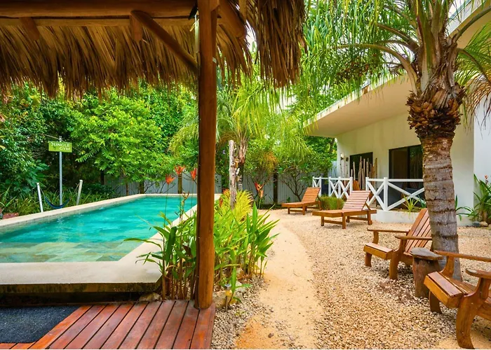 Antema Secteur Tamarindo, Piscine, Yoga, Gym, Jungle Et Paix Couette-café 4*