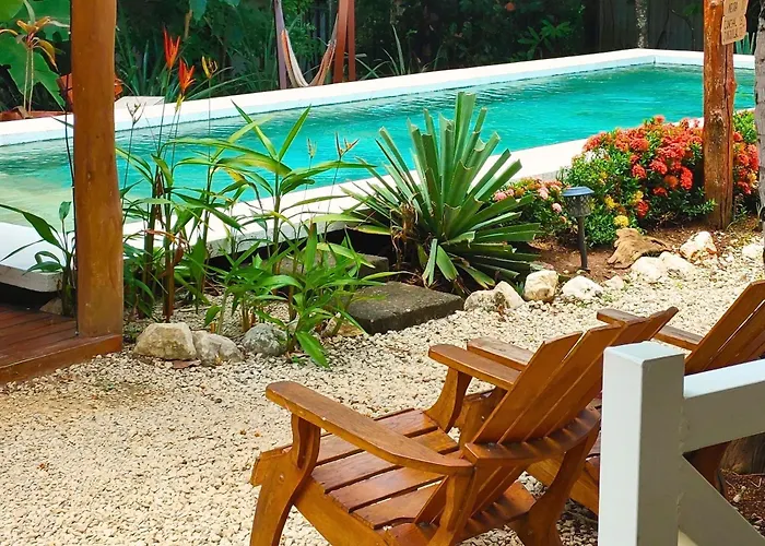 Antema Secteur Tamarindo, Piscine, Yoga, Gym, Jungle Et Paix Couette-café 4*