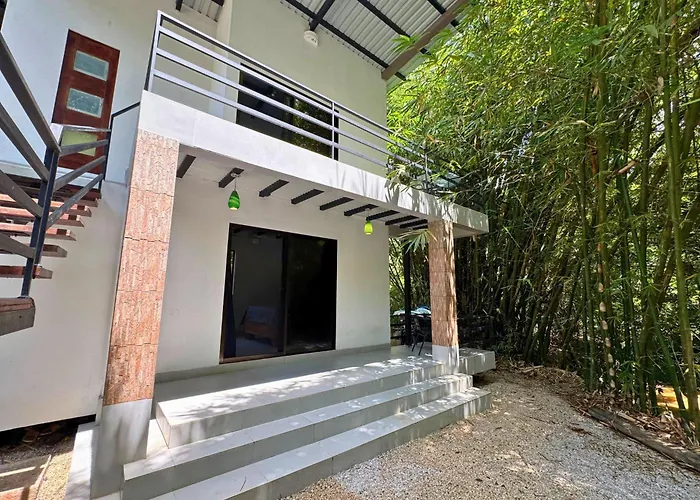 Antema Secteur Tamarindo, Piscine, Yoga, Gym, Jungle Et Paix Couette-café 4*