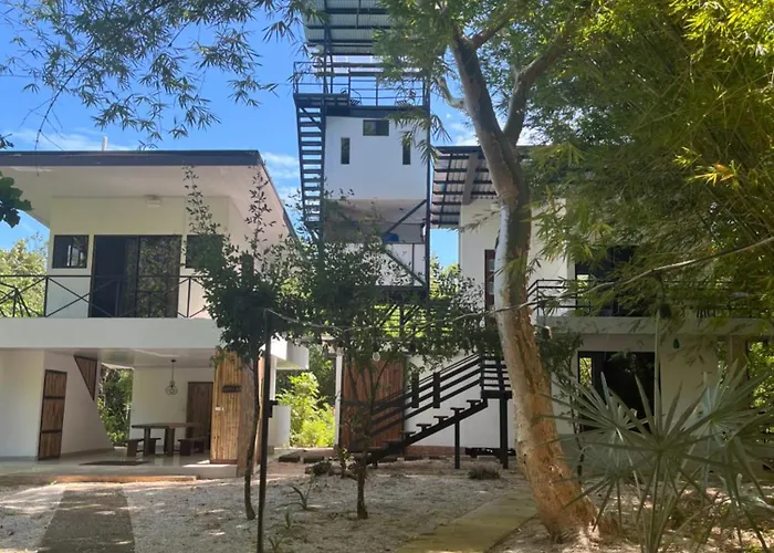 Antema Secteur Tamarindo, Piscine, Yoga, Gym, Jungle Et Paix Couette-café 4*